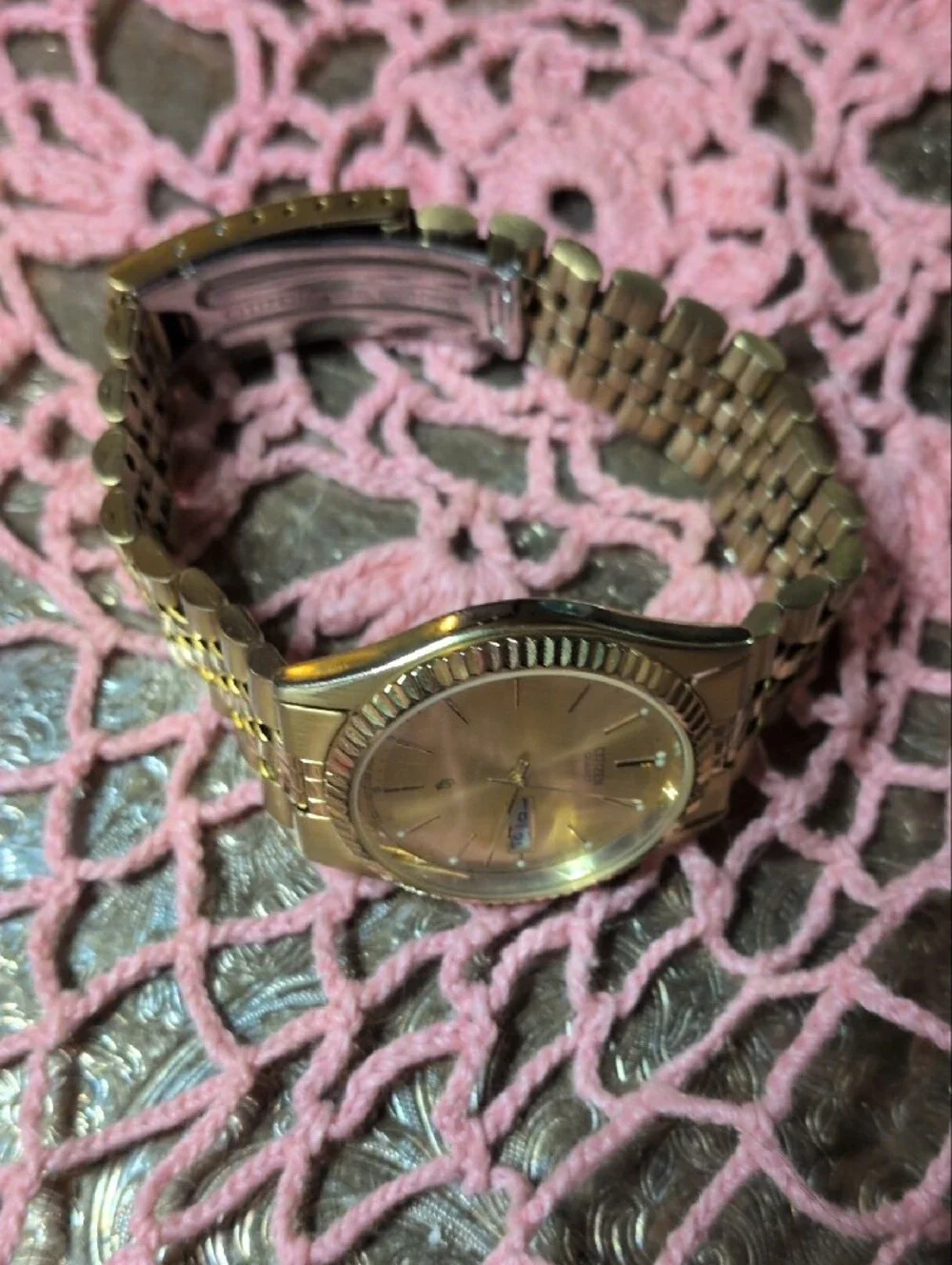 Vintage Citizen Gold-Tone Men's Bracelet Watch with Day-Date